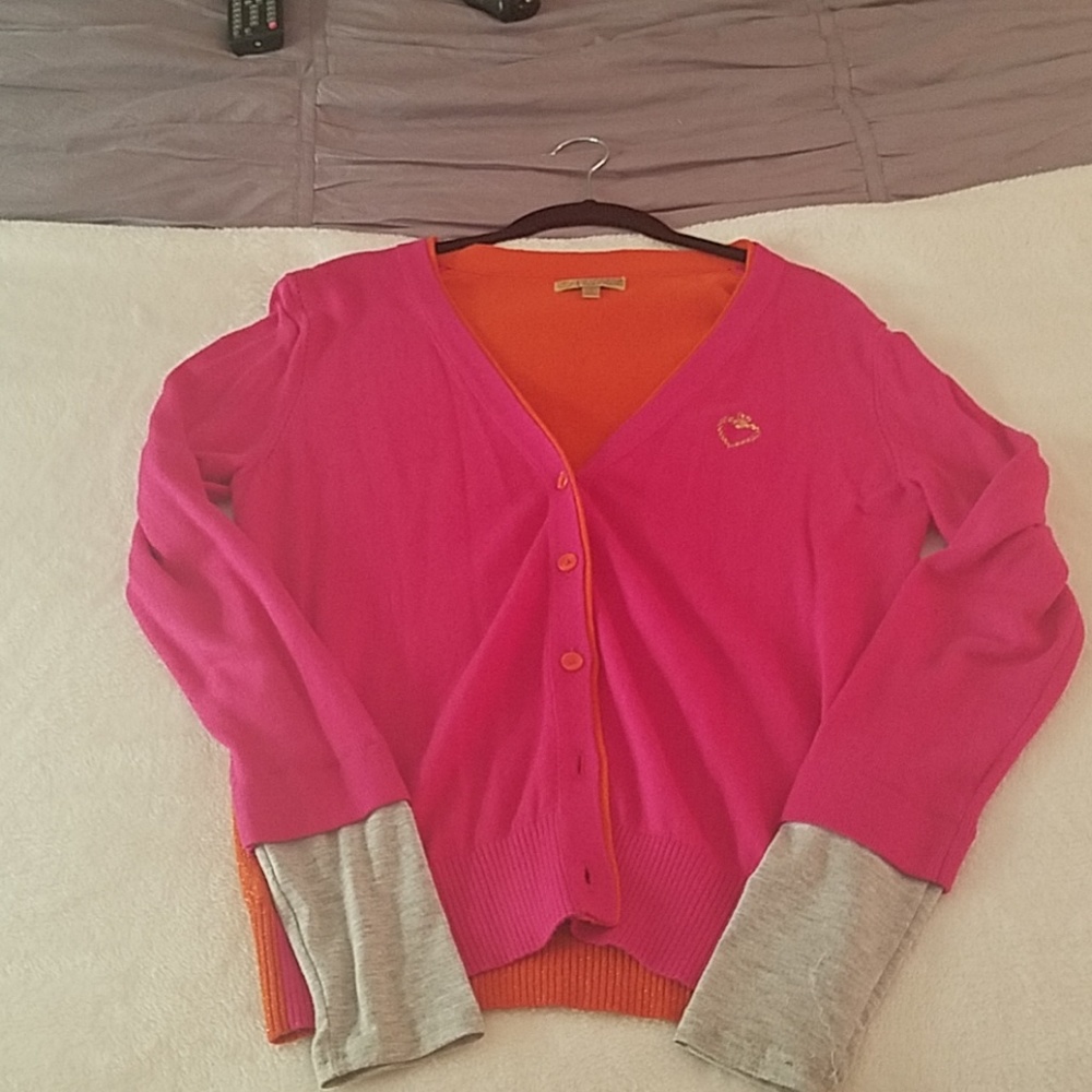 Cardigan sweater